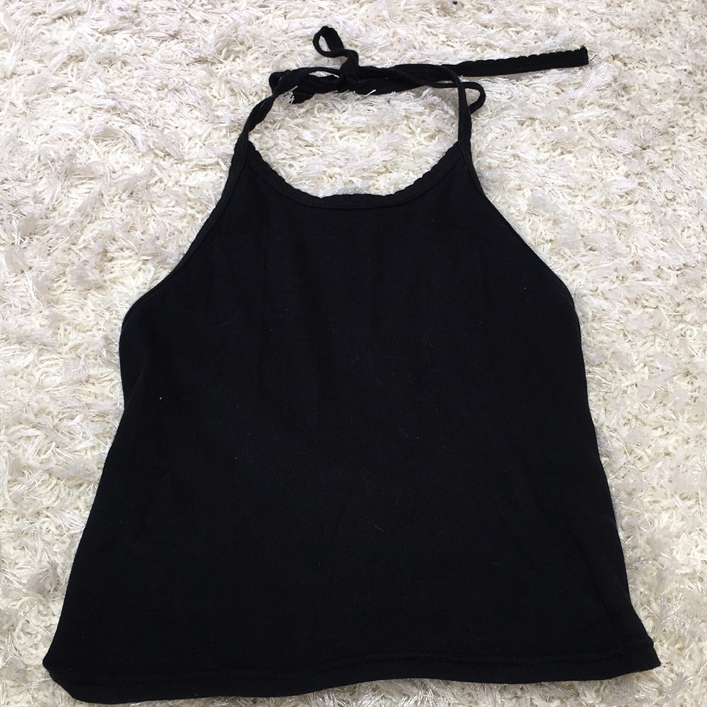 OUT FROM UNDER halter top (size l)